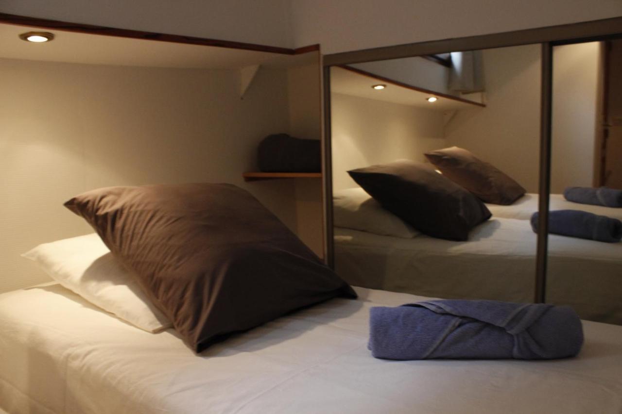 Peniche Le Black Mountain Hotel Villepinte  Luaran gambar