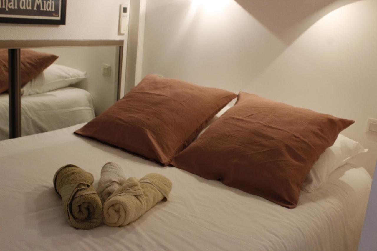 Peniche Le Black Mountain Hotel Villepinte  Luaran gambar